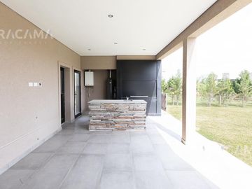 VENTA CASA EN LOS TALAS - CANNING
