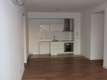 Venta departamento 2 ambientes en Tigre Solís y Rio Luján