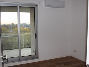 Venta departamento 2 ambientes en Tigre Solís y Rio Luján