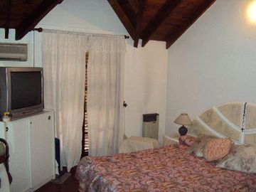 DUPLEX 3 AMBIENTES CON COCHERA- CASTELAR SUR