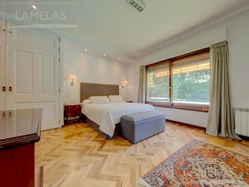 Venta Casa 5 dormitorios Fisherton residencial - Morrison esquina Olmos Rosario