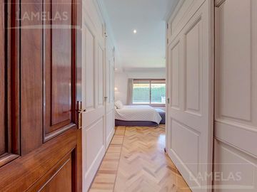 Venta Casa 5 dormitorios Fisherton residencial - Morrison esquina Olmos Rosario