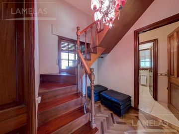 Venta Casa 5 dormitorios Fisherton residencial - Morrison esquina Olmos Rosario