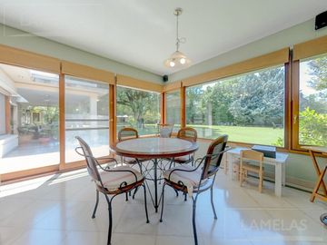 Venta Casa 5 dormitorios Fisherton residencial - Morrison esquina Olmos Rosario