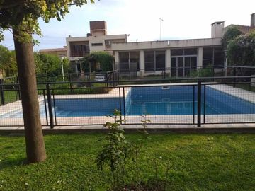 IMPORTANTE CASA EN VENTA, EN LA MEJOR ZONA DE MARCOS PAZ, BUENOS AIRES, ZONA OESTE