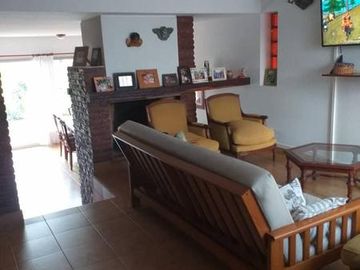 IMPORTANTE CASA EN VENTA, EN LA MEJOR ZONA DE MARCOS PAZ, BUENOS AIRES, ZONA OESTE