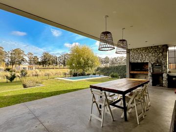 Casa en Barrancas de San Benito Country Club