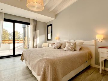 Casa en Barrancas de San Benito Country Club