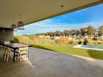 Casa en Barrancas de San Benito Country Club