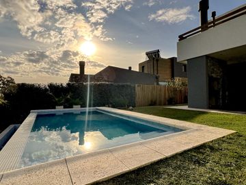 Casa en Barrancas de San Benito Country Club