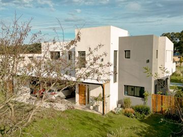 Casa en Barrancas de San Benito Country Club