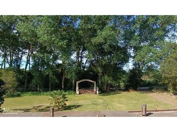 VENTA DE CAMPING A TERMINAR  22.500 m2