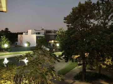 Casa en venta en coto Alcazar Oriente