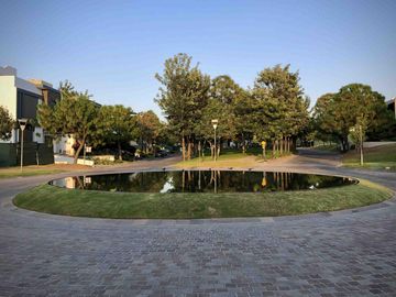 Casa en venta en coto Alcazar Oriente