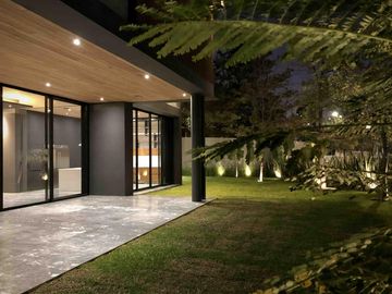 Casa en venta en coto Alcazar Oriente
