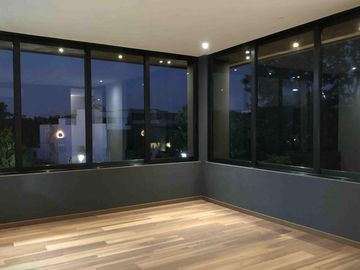 Casa en venta en coto Alcazar Oriente