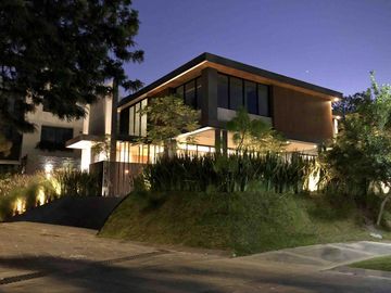 Casa en venta en coto Alcazar Oriente