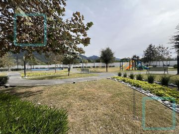 CASA EN VENTA AMORADA RESIDENCIAL ZONA CARRETERA NACIONAL SANTIAGO