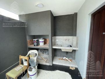 |DEPARTAMENTO EXCLUSIVO 3 AMB | | SO JU VIII | |PLANTA BAJA |