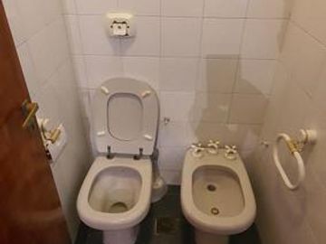 Espectacular casa en Granja de Funes!!5 dorm, 3 baños Cochera doble Pileta!!!!!!