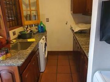 Espectacular casa en Granja de Funes!!5 dorm, 3 baños Cochera doble Pileta!!!!!!