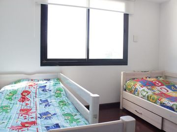AV FUERZA AEREA 4200 MIRAFLORES - VENTA CASA 3 DORMITORIOS   PISCINA   PARQUE EN FUNES