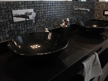 AV FUERZA AEREA 4200 MIRAFLORES - VENTA CASA 3 DORMITORIOS   PISCINA   PARQUE EN FUNES