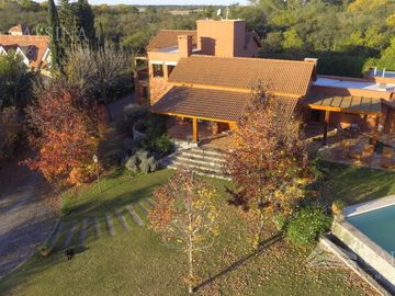 Villa Allende Golf - Casa 4 dormitorios en venta - Córdoba