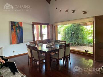 Villa Allende Golf - Casa 4 dormitorios en venta - Córdoba