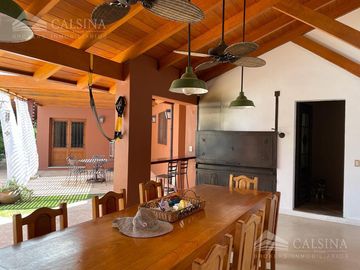 Villa Allende Golf - Casa 4 dormitorios en venta - Córdoba
