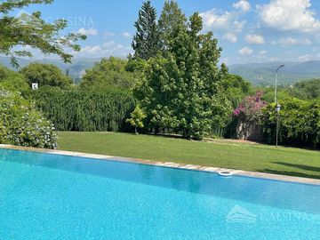 Villa Allende Golf - Casa 4 dormitorios en venta - Córdoba