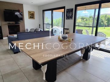 Casa 3 dormitorios venta en San Gabriel, Villa Nueva