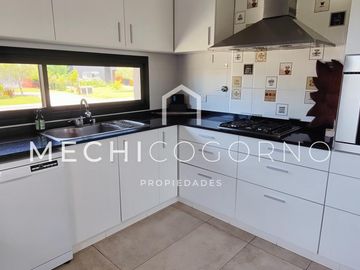 Casa 3 dormitorios venta en San Gabriel, Villa Nueva