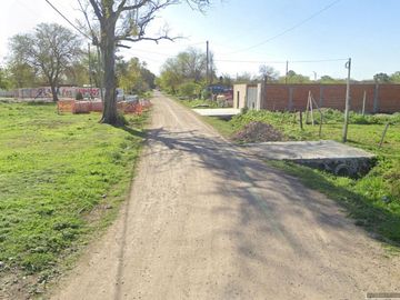 Casa a terminar en venta - 2 dormitorios 1 baño - patio - 390mts2 - Carlos Spegazzini