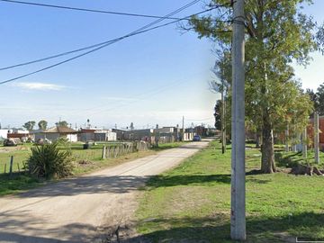Casa a terminar en venta - 2 dormitorios 1 baño - patio - 390mts2 - Carlos Spegazzini