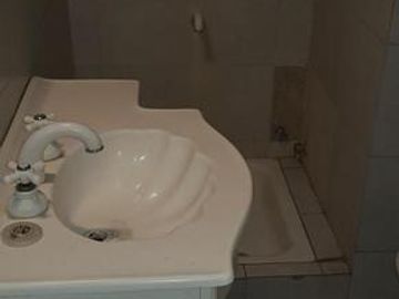 Vendo Semi Piso con Cochera en Centro de Cba!!!