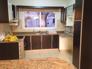 Casa en venta - 3 Dormitorios 3 Baños 2 Cocheras - 450Mts2 - La Candela, Pilar