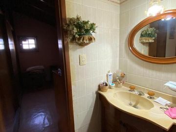 Chalet 4 ambientes en venta- Ituzaingó Norte