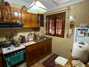 Chalet 4 ambientes en venta- Ituzaingó Norte
