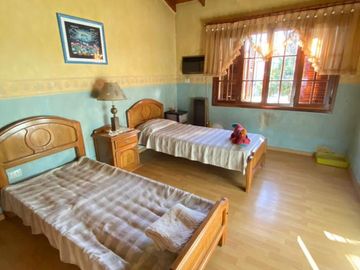 Chalet 4 ambientes en venta- Ituzaingó Norte