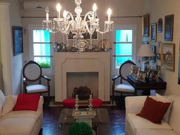 Vendo casa en ZONA NORTE!!3 dorm 3 baños QUINCHO PILETA!!!
