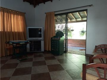 VENTA FINCA SAN JERONIMO, ANTIOQUIA