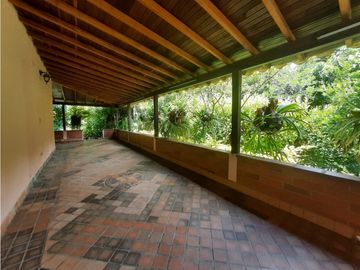 VENTA FINCA SAN JERONIMO, ANTIOQUIA