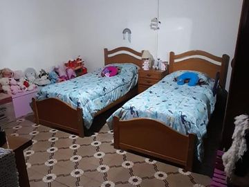 Casa en  venta en calle Salta, Rafaela.