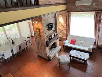 Casa en Náutico Escobar