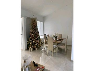 Casa para venta en el sur de cali barrio el castillo unidad un piso