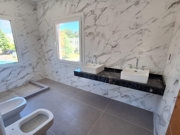 Casa en  Venta en Haras Santa Maria