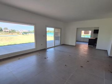Casa en  Venta en Haras Santa Maria