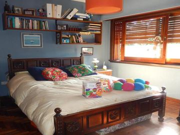 IMPORTANTE CHALET CUATRO AMBIENTES! RESIDENCIAL EXCLUSIVO!