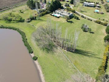 Casa en B° Privado Chacras de la Cruz